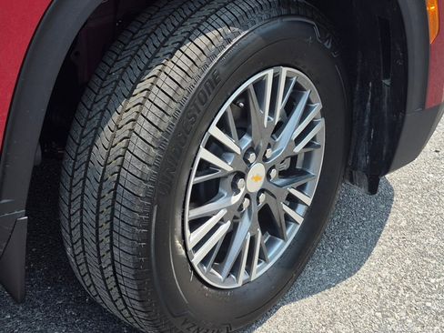 New 2025 Chevrolet Traverse LT w/ LPO, Floor Liner Package image 31