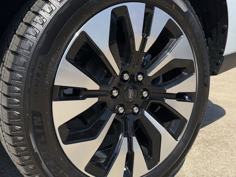 New 2025 Ford Expedition Platinum w/ Platinum Ultimate Package image 40