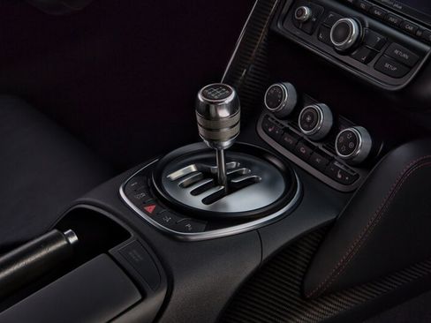 Used 2012 Audi R8 V10 AWD/4WD image 32
