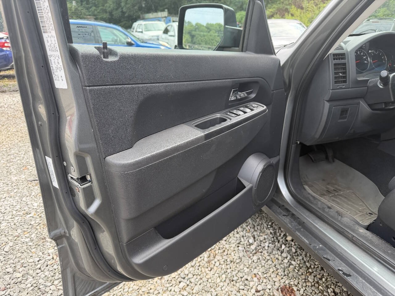 Used 2012 Jeep Liberty Sport w/ Popular Equipment Group AWD/4WD image 11