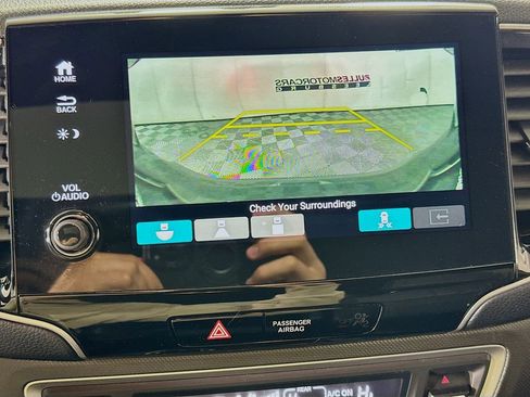 Used 2022 Honda Passport TrailSport image 14