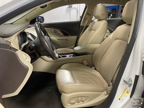 Used 2015 Buick LaCrosse Premium w/ Driver Confidence Package #1 AWD/4WD image 18