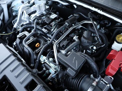 New 2026 Nissan Kicks SV image 25