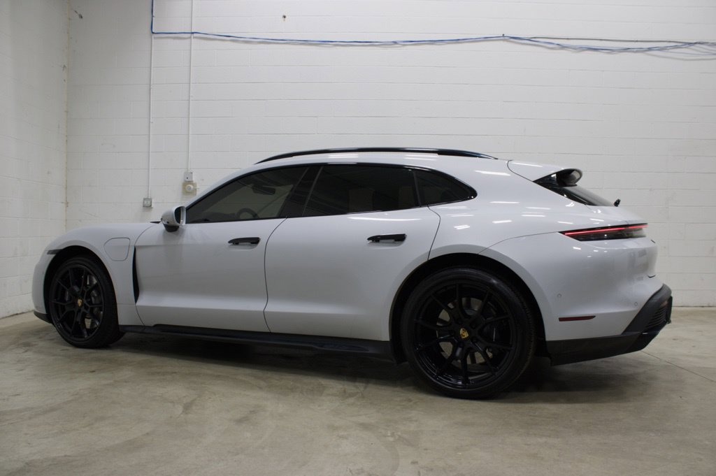 Used 2024 Porsche Taycan GTS AWD/4WD image 20