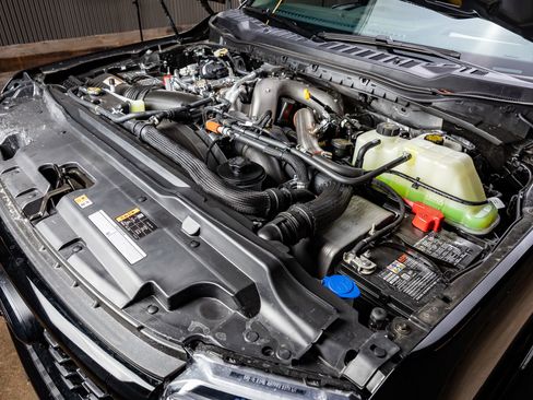 Used 2026 Ford F450 Platinum w/ Platinum Plus Package image 40