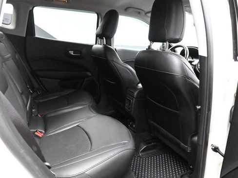 Used 2019 Jeep Compass Latitude w/ Cold Weather Group image 22