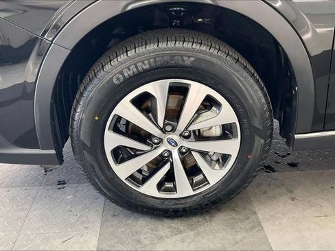 Used 2021 Subaru Outback Premium AWD/4WD image 8