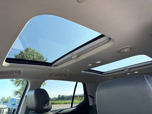 Used 2019 Chevrolet Traverse Premier w/ Redline Edition AWD/4WD image 32