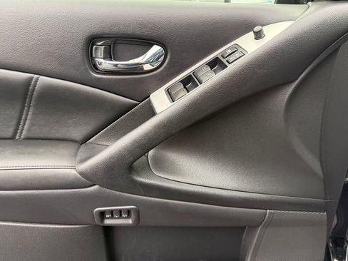 Used 2014 Nissan Murano SL w/ Navigation Package image 12