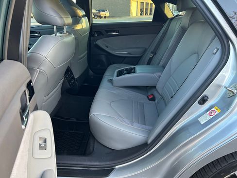 Certified 2019 Toyota Avalon Touring image 24