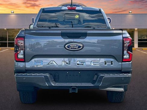 Used 2026 Ford Ranger Lariat w/ FX4 Off-Road Package AWD/4WD image 4