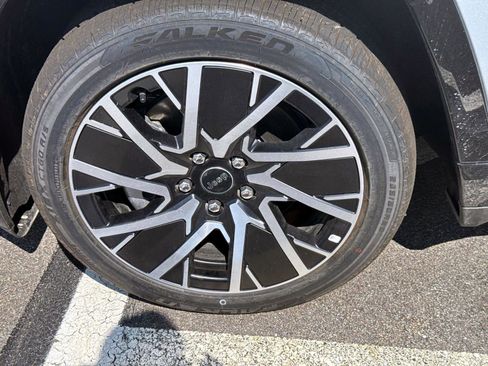 New 2025 Jeep Wagoneer S Limited image 5