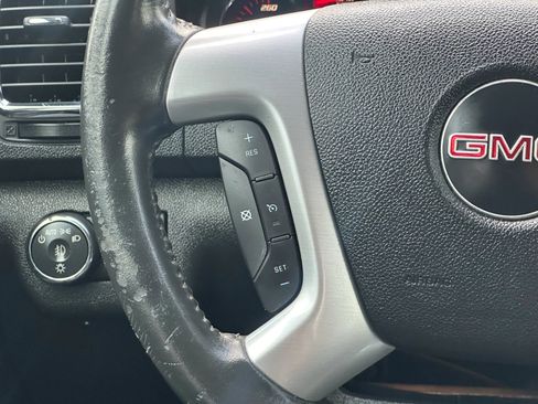 Used 2012 GMC Acadia SLE w/ LPO, 'HIT The Road' Package image 22