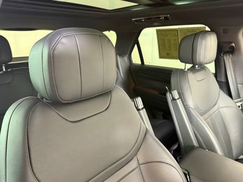 Certified 2024 Land Rover Range Rover Sport SE image 29