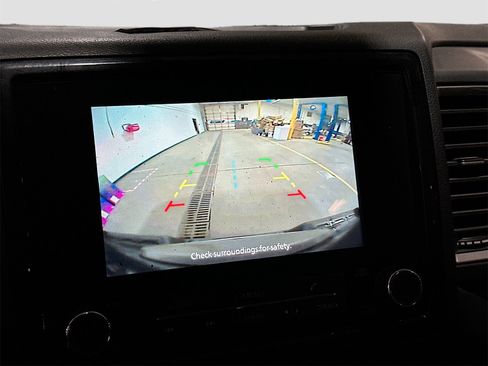 Used 2022 Nissan Frontier SV w/ Technology Package image 13