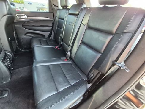 Used 2018 Jeep Grand Cherokee Limited AWD/4WD image 29