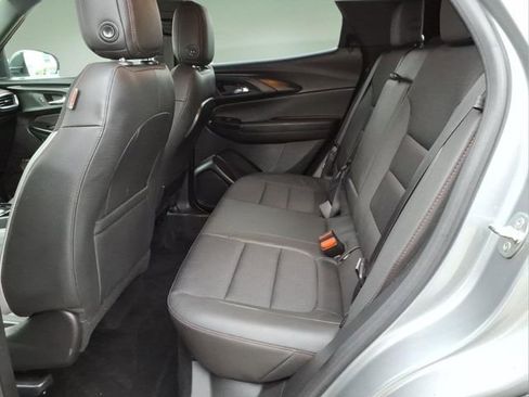 Used 2023 Chevrolet TrailBlazer RS w/ Convenience Package FWD image 12