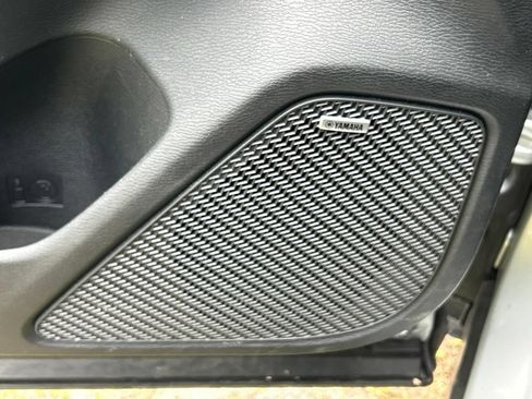 Used 2025 Mitsubishi Outlander SE AWD/4WD image 20