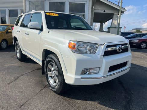 Used 2013 Toyota 4Runner SR5 image 5