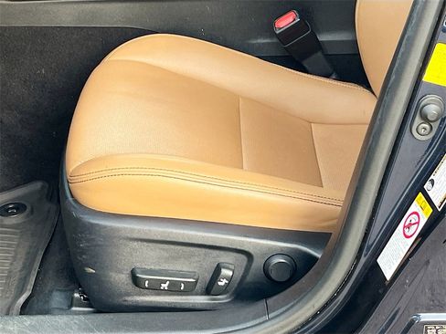 Used 2018 Lexus IS 300 300 w/ Comfort Package image 19