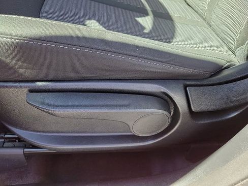 Used 2023 Kia Sorento LX image 15