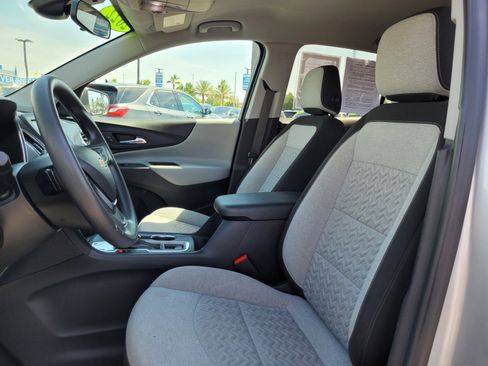 Used 2022 Chevrolet Equinox LT FWD image 10