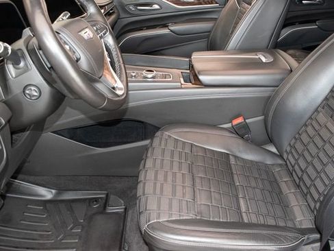 Used 2021 Cadillac Escalade Sport Platinum AWD/4WD image 23