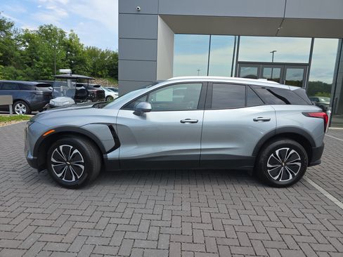 Used 2024 Chevrolet Blazer EV LT AWD/4WD image 8