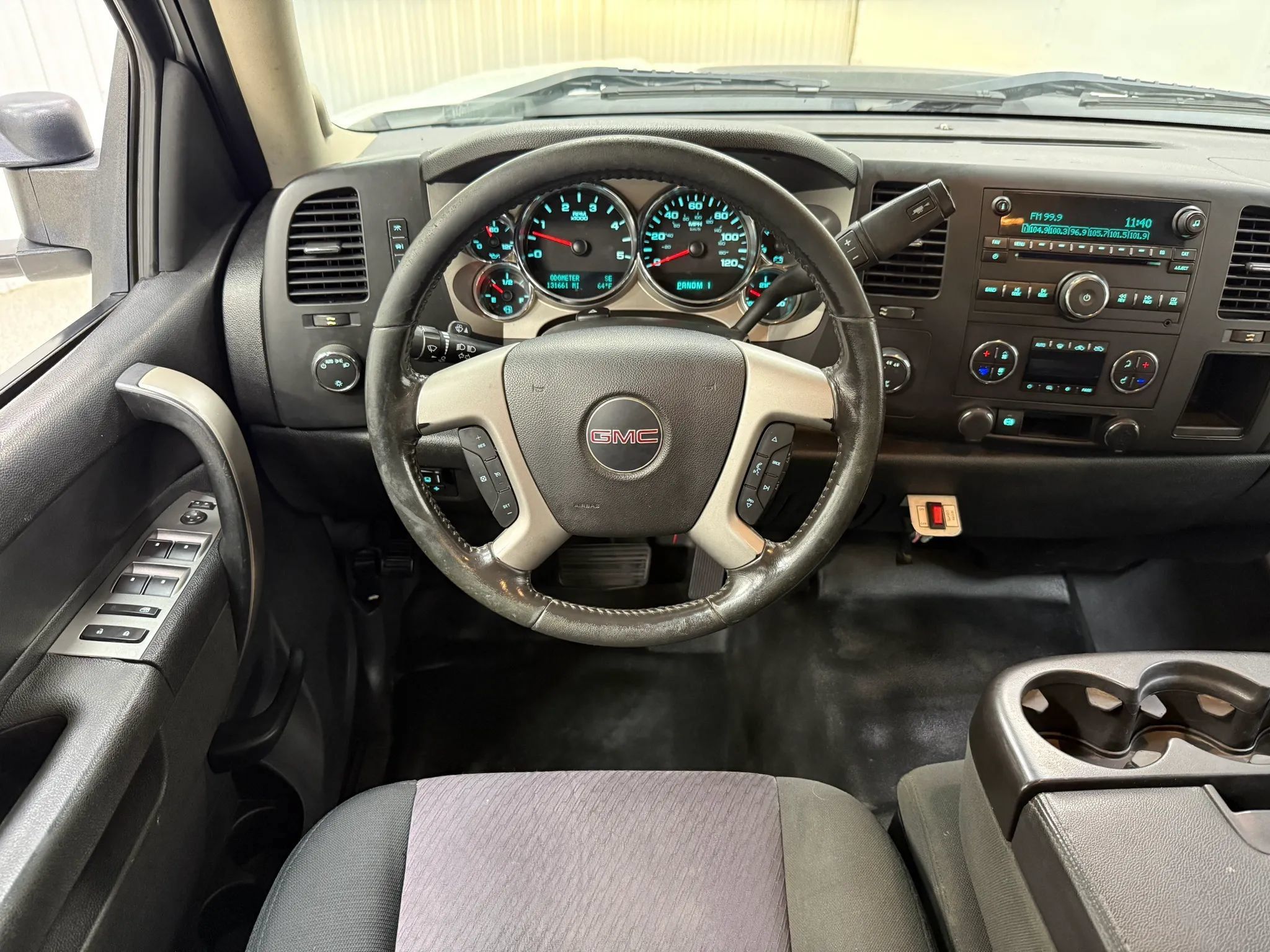 Used 2013 GMC Sierra 3500 SLE w/ SLE Preferred Package AWD/4WD image 18