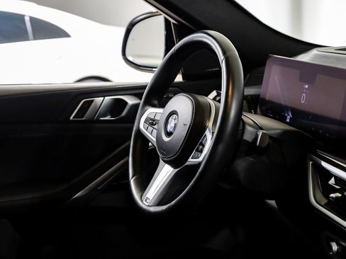 Used 2025 BMW X6 xDrive40i image 18