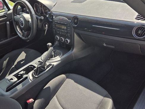 Used 2013 MAZDA MX-5 Miata Sport w/ Convenience Pkg RWD image 13