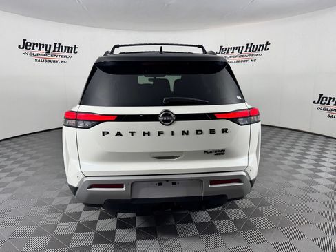 Used 2023 Nissan Pathfinder Platinum AWD/4WD image 8