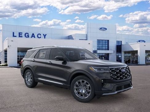 New 2026 Ford Explorer Platinum RWD image 7