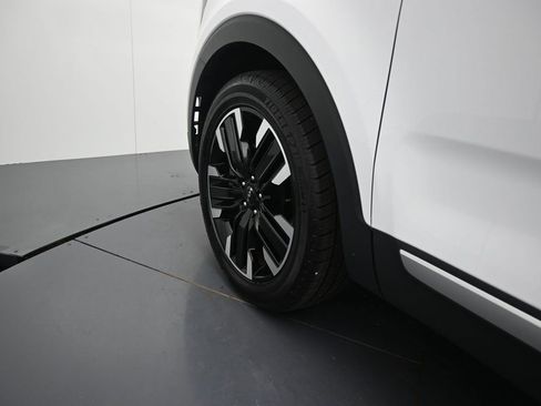 Certified 2023 Kia Telluride SX Prestige AWD/4WD image 11