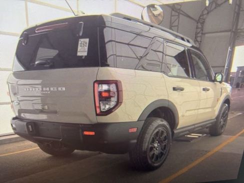 Used 2025 Ford Bronco Sport Badlands image 18