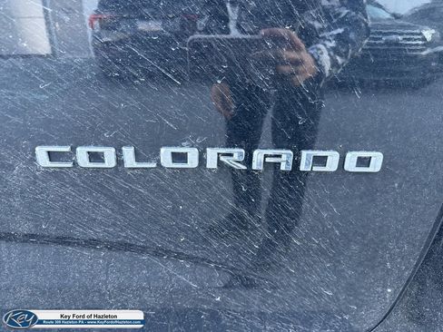 Used 2022 Chevrolet Colorado ZR2 w/ ZR2 Midnight Special Edition image 17