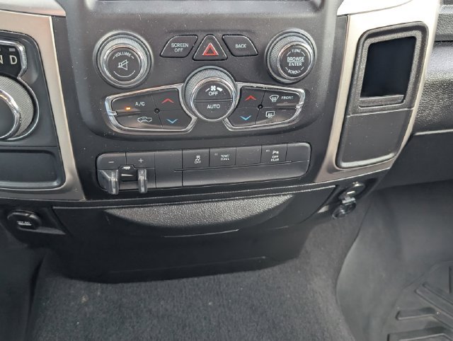 Used 2019 RAM 1500 Warlock RWD image 11