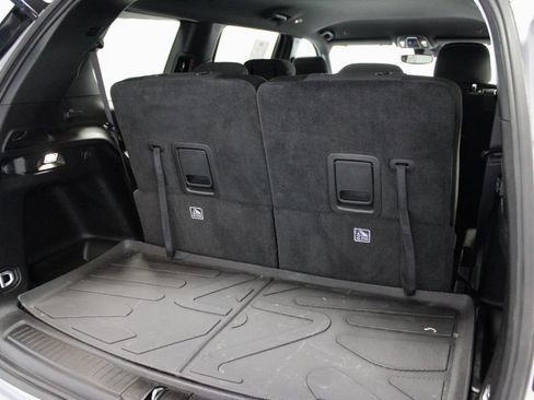 Used 2024 Jeep Grand Cherokee L Laredo AWD/4WD image 12