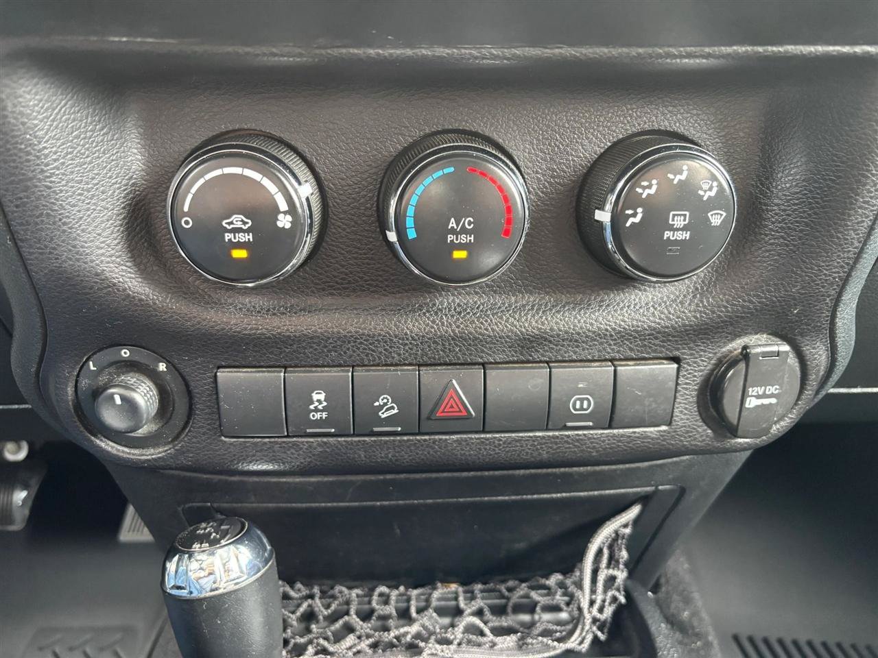 Used 2011 Jeep Wrangler Rubicon w/ Dual Top Group AWD/4WD image 13