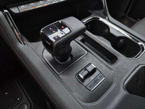 Certified 2023 GMC Sierra 1500 AT4 w/ AT4 Premium Package AWD/4WD image 33