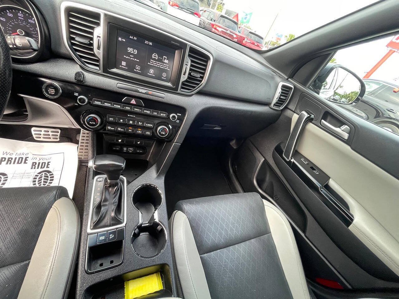 Used 2019 Kia Sportage EX w/ EX Sport Appearance Package FWD image 9