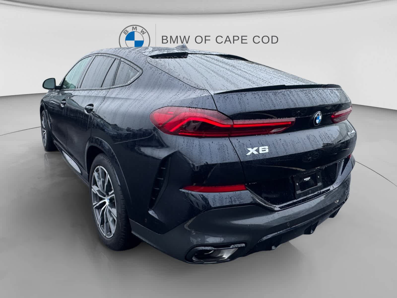 Used 2024 BMW X6 xDrive40i w/ Premium Package AWD/4WD image 5