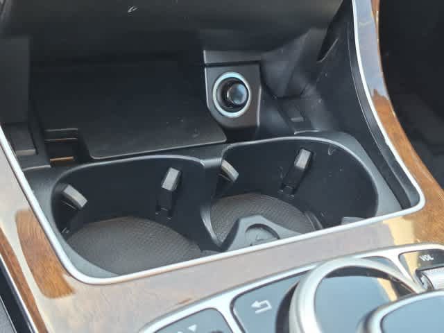 Used 2015 Mercedes-Benz C 300 4MATIC Sedan image 28