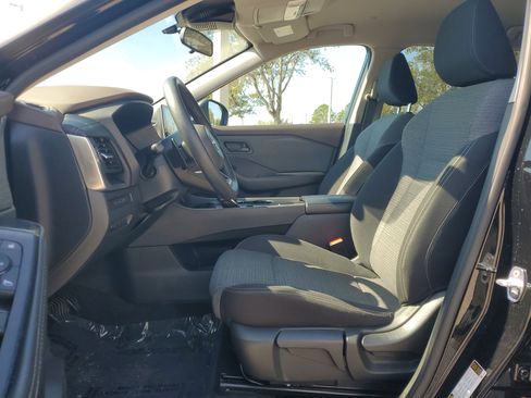 Certified 2022 Nissan Rogue S image 13