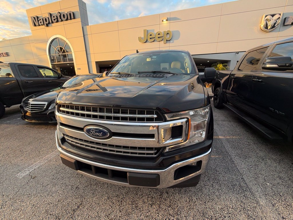 Used 2020 Ford F150 XLT w/ Equipment Group 302A Luxury RWD image 2