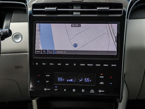 Used 2023 Hyundai Tucson Limited FWD image 17