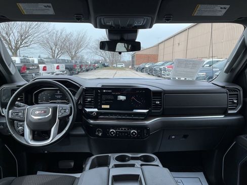 Used 2023 GMC Sierra 1500 Elevation image 23