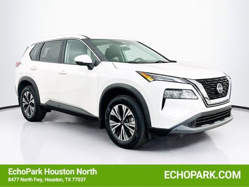 Used 2023 Nissan Rogue SV image 1