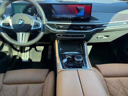 Used 2025 BMW X6 M60i AWD/4WD image 19