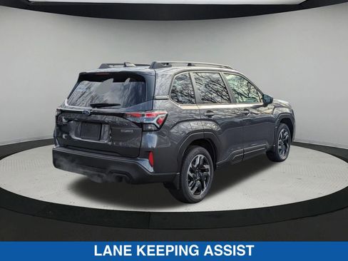 Certified 2025 Subaru Forester Premium AWD/4WD image 4